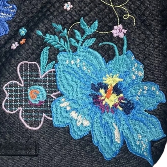 Vera Bradley 'Denim Navy Midnight Garden' Turquoise Floral Embroidered & Quilted - Picture 5 of 16